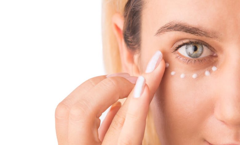 چه کرمی برای سیاهی دور چشم خوب است
