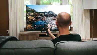 تصویر از تلویزیون چه مارکی بخرم + ۲۰ مدل برتر ۲۰۲۵ ، قیمت روز، عکس و مشخصات